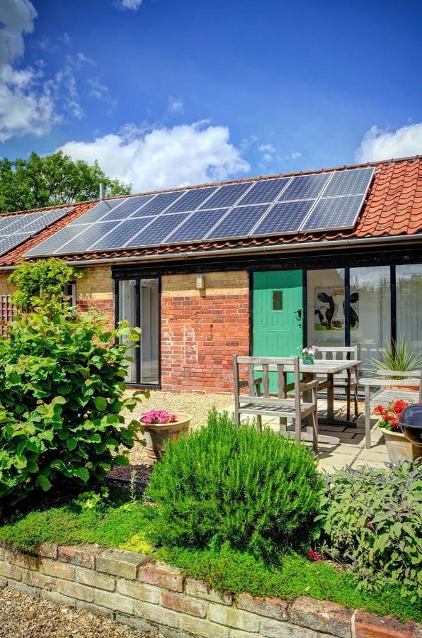 סאקסמונדהם East Green Farm Cottages - The Granary מראה חיצוני תמונה