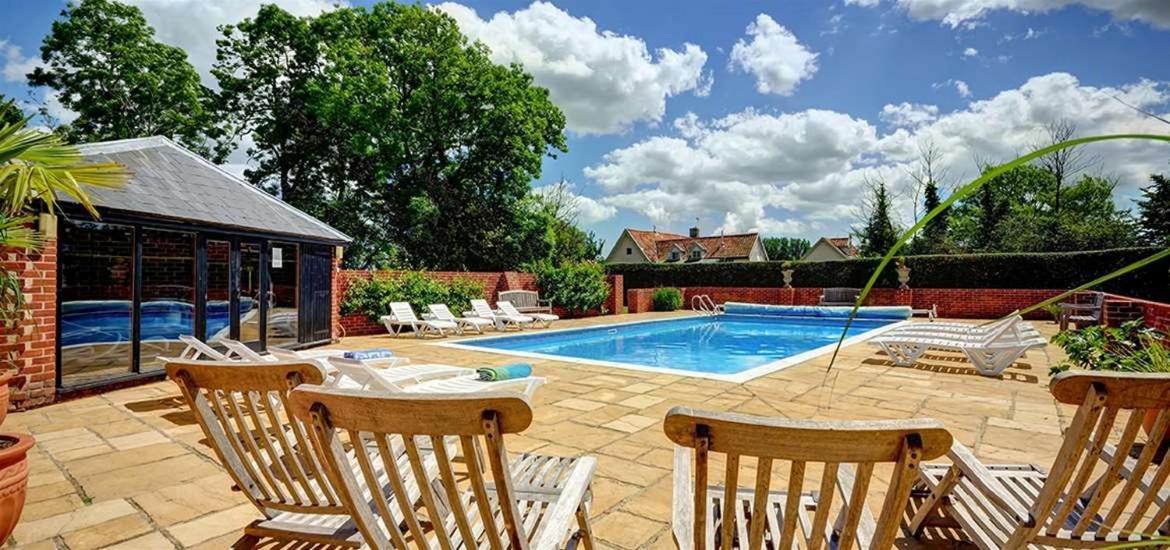 סאקסמונדהם East Green Farm Cottages - The Granary מראה חיצוני תמונה