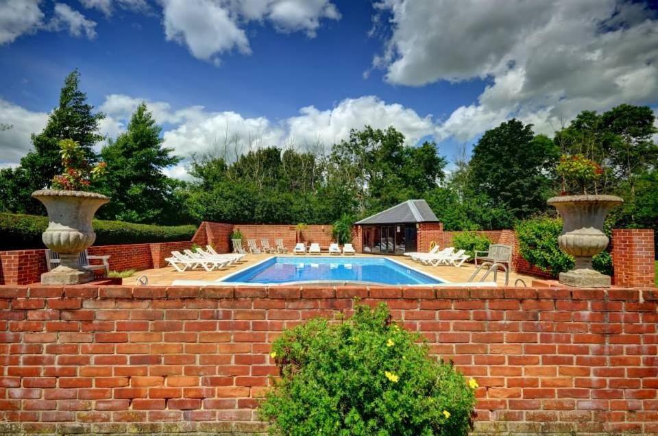 סאקסמונדהם East Green Farm Cottages - The Granary מראה חיצוני תמונה