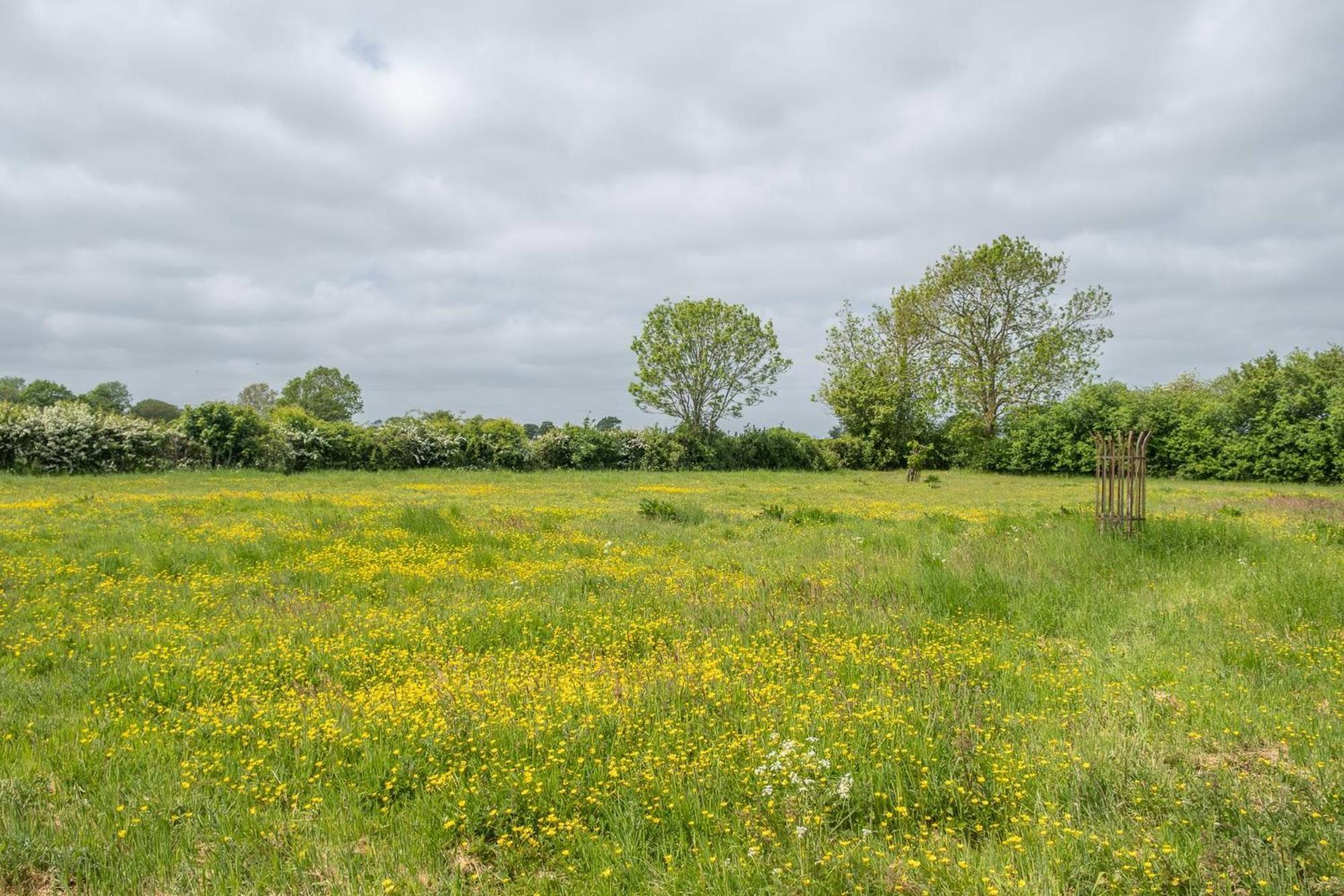 סאקסמונדהם East Green Farm Cottages - The Granary מראה חיצוני תמונה