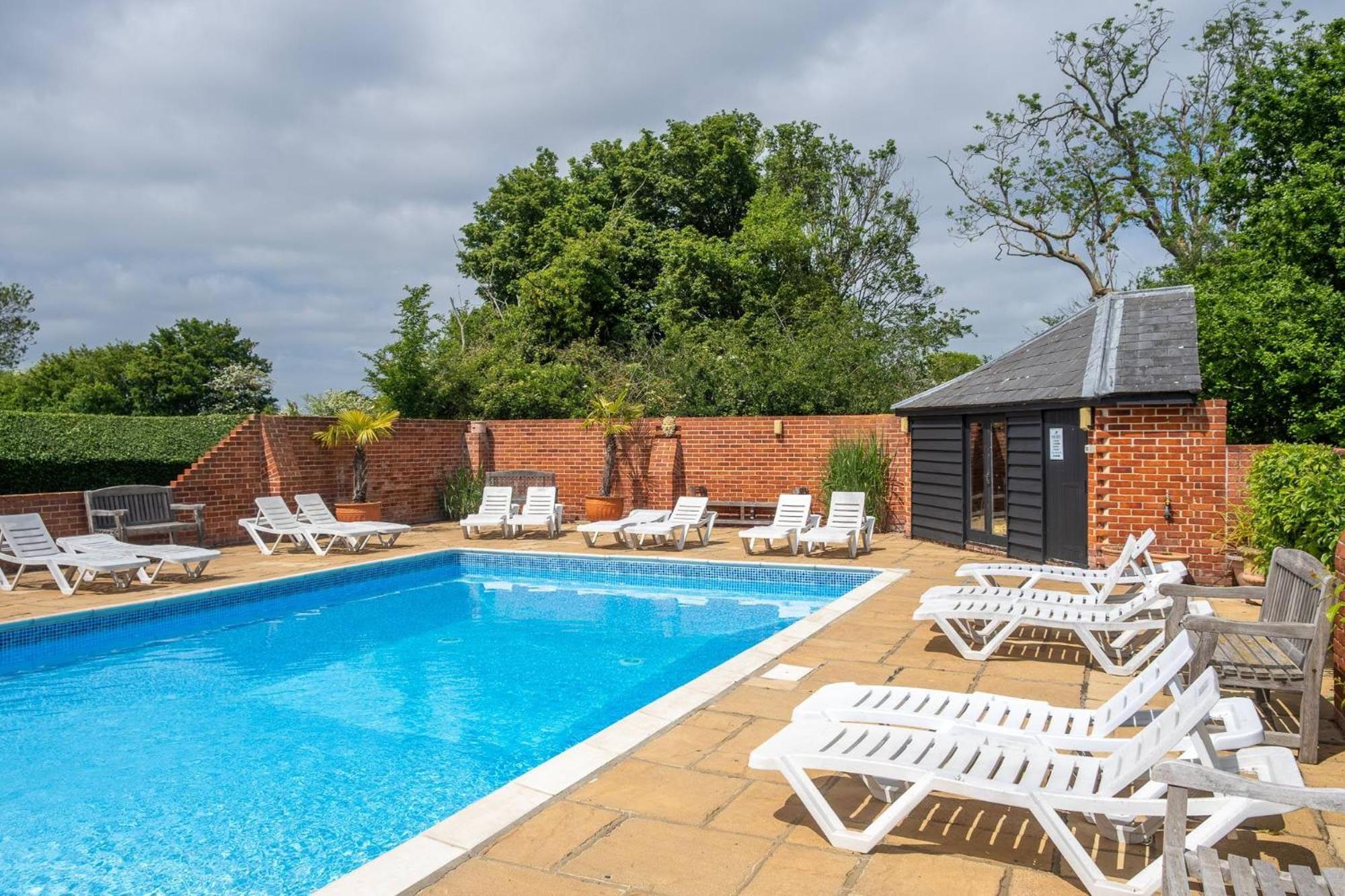 סאקסמונדהם East Green Farm Cottages - The Granary מראה חיצוני תמונה